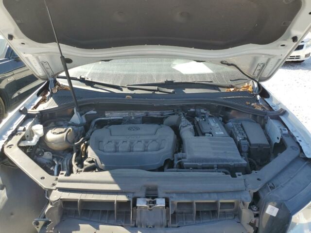 Білий Фольксваген Тігуан, об'ємом двигуна 2 л та пробігом 160 тис. км за 12999 $, фото 10 на Automoto.ua