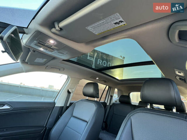 Белый Фольксваген Тигуан, объемом двигателя 2 л и пробегом 84 тыс. км за 22700 $, фото 15 на Automoto.ua