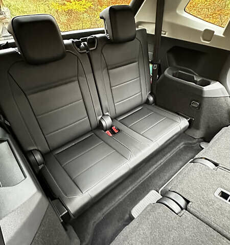 Белый Фольксваген Тигуан, объемом двигателя 1.98 л и пробегом 123 тыс. км за 23000 $, фото 22 на Automoto.ua