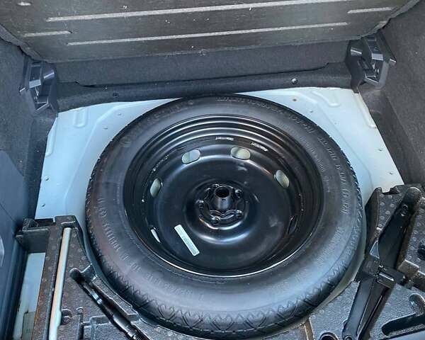 Белый Фольксваген Тигуан, объемом двигателя 0 л и пробегом 117 тыс. км за 17800 $, фото 12 на Automoto.ua