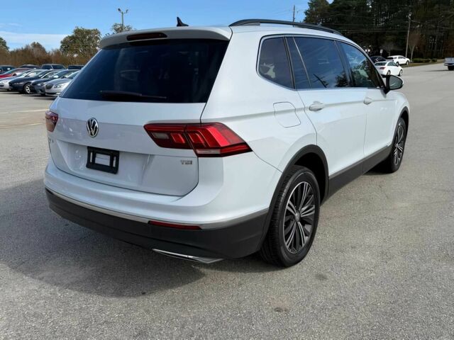 Білий Фольксваген Тігуан, об'ємом двигуна 2 л та пробігом 42 тис. км за 10600 $, фото 4 на Automoto.ua