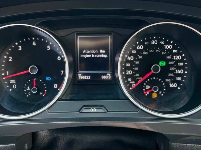 Белый Фольксваген Тигуан, объемом двигателя 2 л и пробегом 198 тыс. км за 16000 $, фото 3 на Automoto.ua