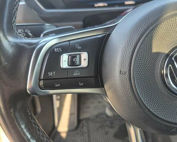 Белый Фольксваген Тигуан, объемом двигателя 1.98 л и пробегом 160 тыс. км за 29000 $, фото 13 на Automoto.ua