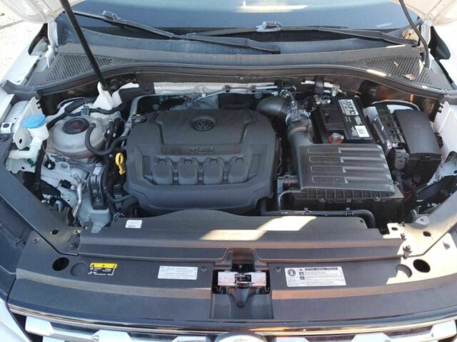 Білий Фольксваген Тігуан, об'ємом двигуна 2 л та пробігом 120 тис. км за 3600 $, фото 11 на Automoto.ua