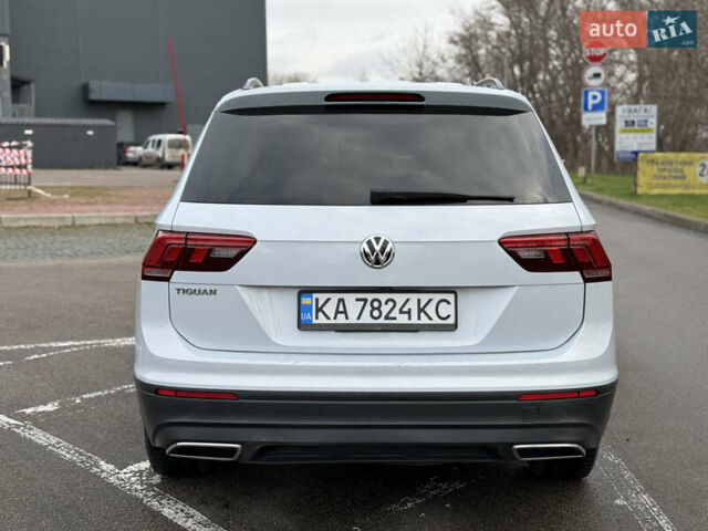 Белый Фольксваген Тигуан, объемом двигателя 2 л и пробегом 130 тыс. км за 17900 $, фото 8 на Automoto.ua
