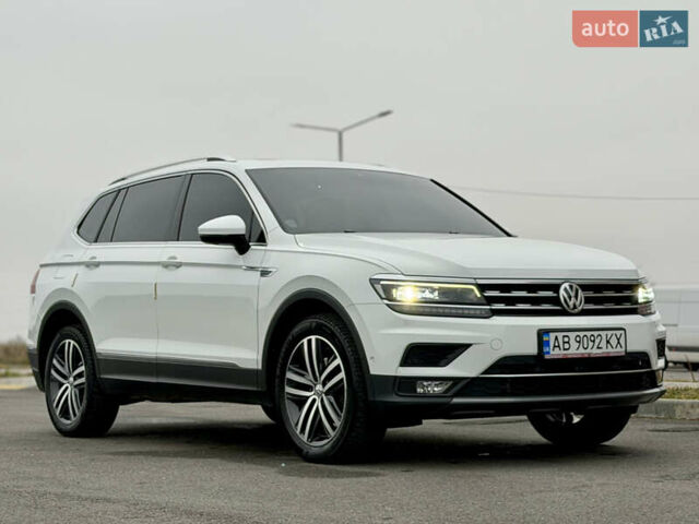 Білий Фольксваген Тігуан, об'ємом двигуна 2 л та пробігом 66 тис. км за 30999 $, фото 15 на Automoto.ua