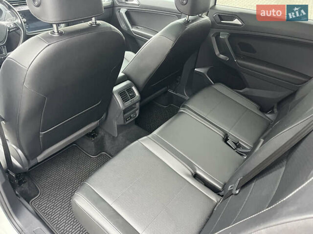 Белый Фольксваген Тигуан, объемом двигателя 2 л и пробегом 112 тыс. км за 17800 $, фото 13 на Automoto.ua