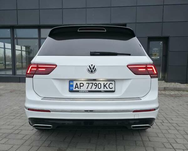 Білий Фольксваген Тігуан, об'ємом двигуна 1.97 л та пробігом 170 тис. км за 35000 $, фото 13 на Automoto.ua
