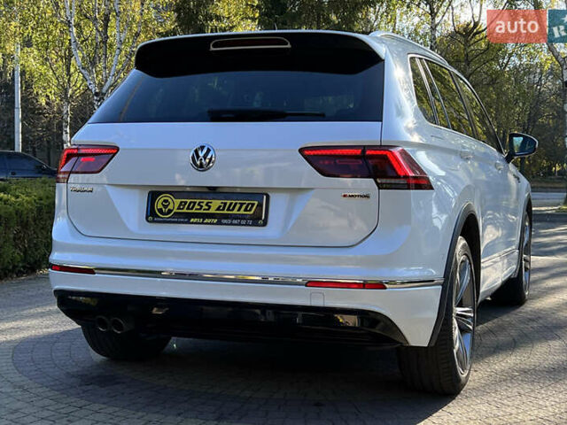 Білий Фольксваген Тігуан, об'ємом двигуна 1.97 л та пробігом 134 тис. км за 31350 $, фото 6 на Automoto.ua