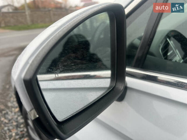 Белый Фольксваген Тигуан, объемом двигателя 1.98 л и пробегом 83 тыс. км за 23500 $, фото 10 на Automoto.ua