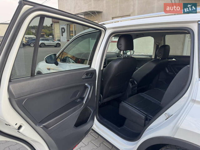 Білий Фольксваген Тігуан, об'ємом двигуна 1.98 л та пробігом 187 тис. км за 18900 $, фото 41 на Automoto.ua