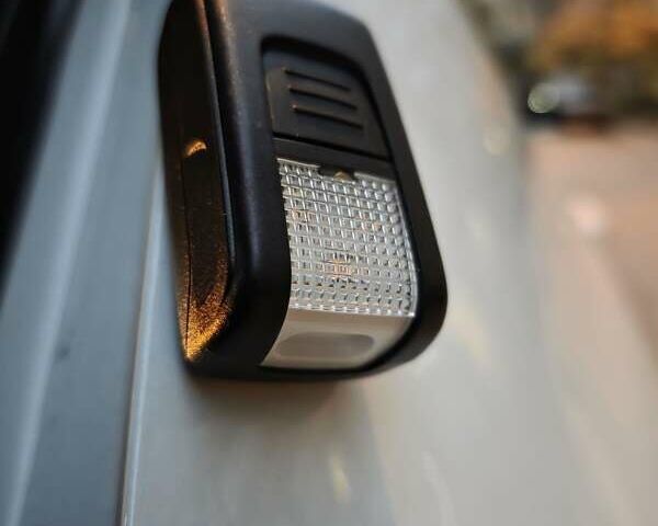 Білий Фольксваген Тігуан, об'ємом двигуна 1.97 л та пробігом 170 тис. км за 35000 $, фото 2 на Automoto.ua