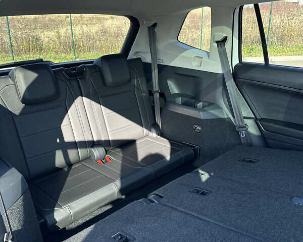 Белый Фольксваген Тигуан, объемом двигателя 2 л и пробегом 192 тыс. км за 17200 $, фото 40 на Automoto.ua