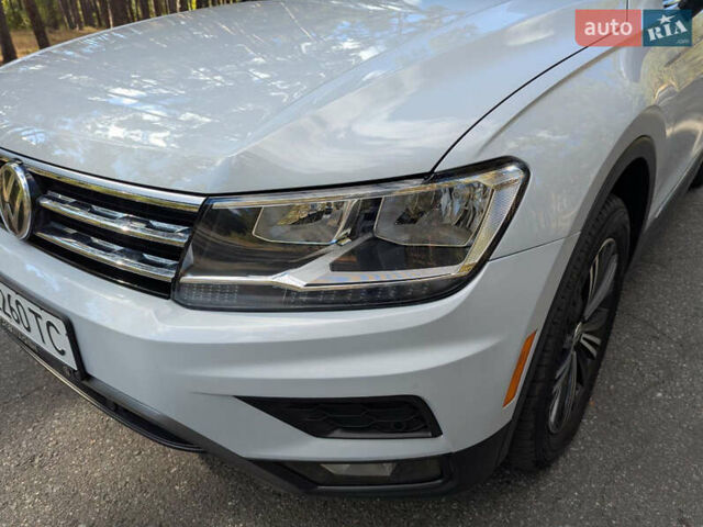 Белый Фольксваген Тигуан, объемом двигателя 1.98 л и пробегом 100 тыс. км за 23100 $, фото 7 на Automoto.ua