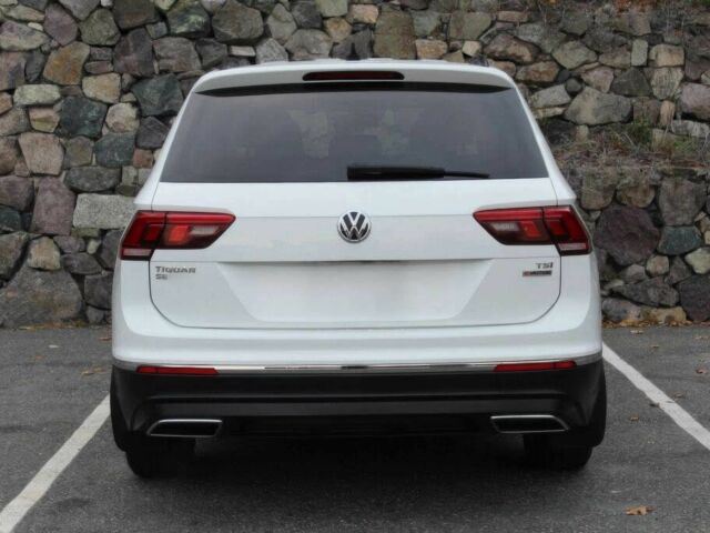 Белый Фольксваген Тигуан, объемом двигателя 2 л и пробегом 33 тыс. км за 15100 $, фото 5 на Automoto.ua