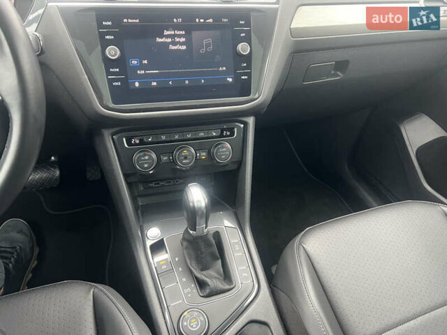 Белый Фольксваген Тигуан, объемом двигателя 1.98 л и пробегом 83 тыс. км за 23500 $, фото 15 на Automoto.ua