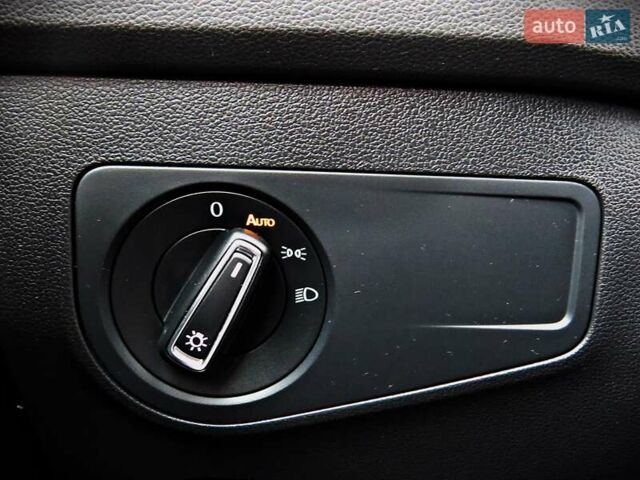 Білий Фольксваген Тігуан, об'ємом двигуна 2 л та пробігом 110 тис. км за 17800 $, фото 11 на Automoto.ua