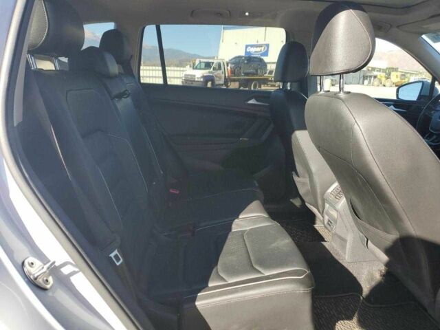 Білий Фольксваген Тігуан, об'ємом двигуна 2 л та пробігом 104 тис. км за 3900 $, фото 10 на Automoto.ua