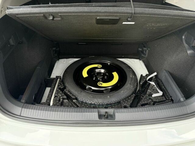 Белый Фольксваген Тигуан, объемом двигателя 2 л и пробегом 175 тыс. км за 18399 $, фото 13 на Automoto.ua