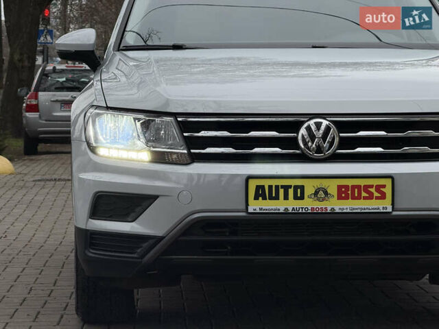 Белый Фольксваген Тигуан, объемом двигателя 1.98 л и пробегом 99 тыс. км за 20999 $, фото 9 на Automoto.ua