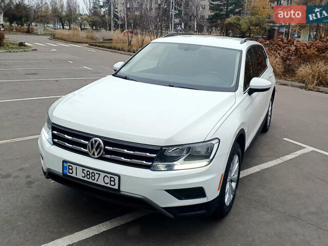 Білий Фольксваген Тігуан, об'ємом двигуна 2 л та пробігом 145 тис. км за 23600 $, фото 10 на Automoto.ua