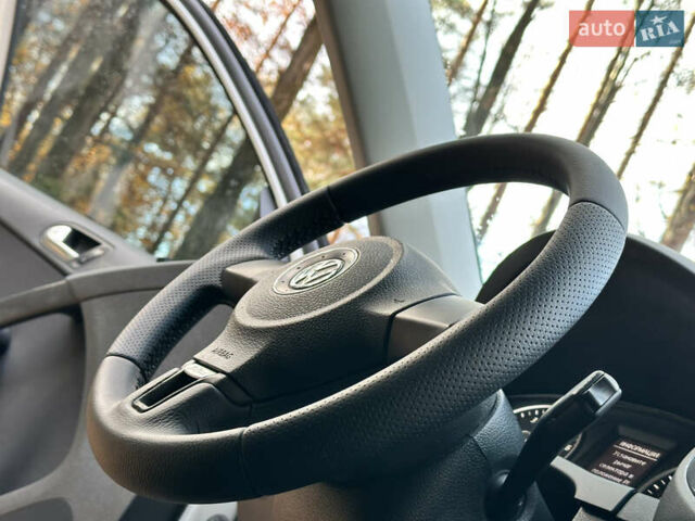 Белый Фольксваген Тигуан, объемом двигателя 1.98 л и пробегом 135 тыс. км за 12899 $, фото 9 на Automoto.ua