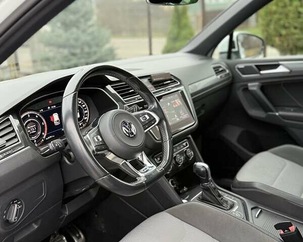 Білий Фольксваген Тігуан, об'ємом двигуна 1.98 л та пробігом 160 тис. км за 29800 $, фото 12 на Automoto.ua