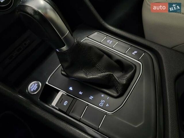 Белый Фольксваген Тигуан, объемом двигателя 2 л и пробегом 142 тыс. км за 21699 $, фото 16 на Automoto.ua