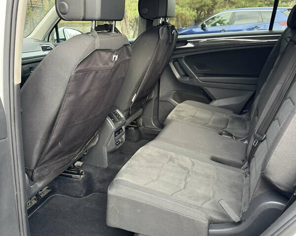 Білий Фольксваген Тігуан, об'ємом двигуна 1.98 л та пробігом 180 тис. км за 28700 $, фото 12 на Automoto.ua