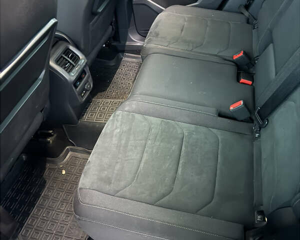 Білий Фольксваген Тігуан, об'ємом двигуна 1.97 л та пробігом 150 тис. км за 33500 $, фото 6 на Automoto.ua