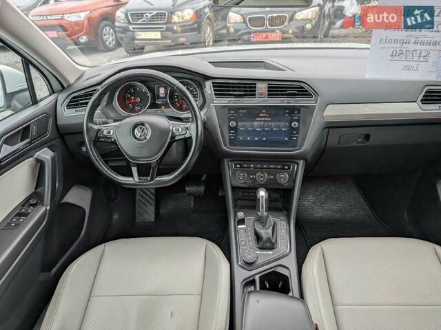 Білий Фольксваген Тігуан, об'ємом двигуна 1.98 л та пробігом 123 тис. км за 17550 $, фото 37 на Automoto.ua