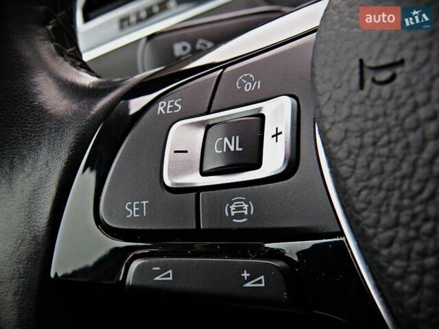 Білий Фольксваген Тігуан, об'ємом двигуна 2 л та пробігом 110 тис. км за 17800 $, фото 12 на Automoto.ua