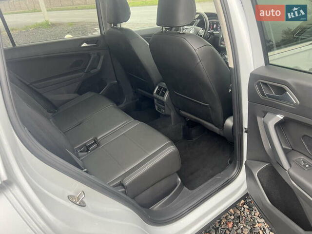 Белый Фольксваген Тигуан, объемом двигателя 1.98 л и пробегом 83 тыс. км за 23500 $, фото 24 на Automoto.ua