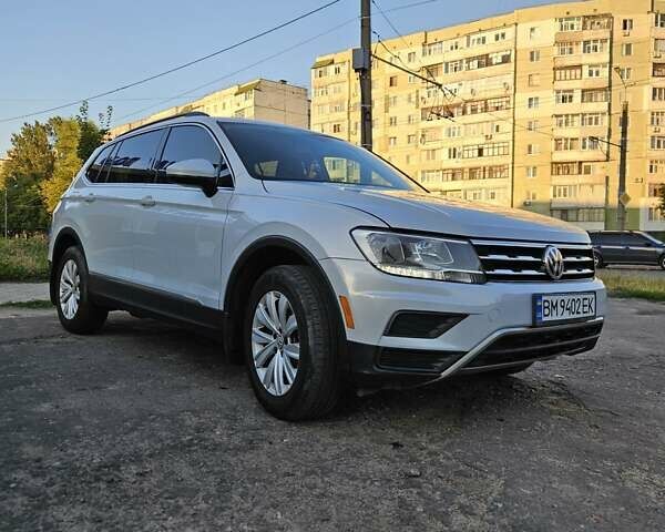 Белый Фольксваген Тигуан, объемом двигателя 1.98 л и пробегом 145 тыс. км за 18500 $, фото 30 на Automoto.ua