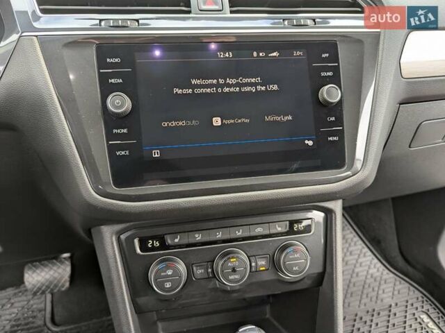Белый Фольксваген Тигуан, объемом двигателя 2 л и пробегом 160 тыс. км за 18300 $, фото 19 на Automoto.ua