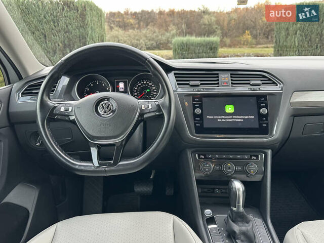 Білий Фольксваген Тігуан, об'ємом двигуна 2 л та пробігом 134 тис. км за 18500 $, фото 22 на Automoto.ua