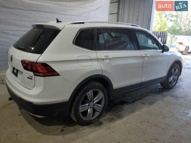 Белый Фольксваген Тигуан, объемом двигателя 1.98 л и пробегом 124 тыс. км за 15000 $, фото 3 на Automoto.ua