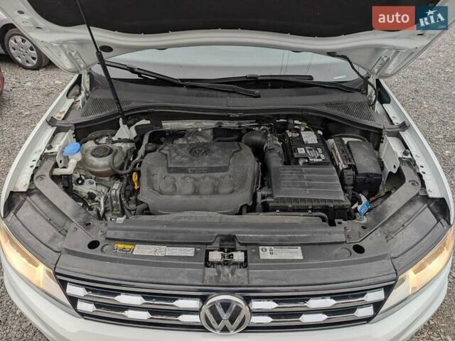 Білий Фольксваген Тігуан, об'ємом двигуна 1.98 л та пробігом 123 тис. км за 17550 $, фото 55 на Automoto.ua