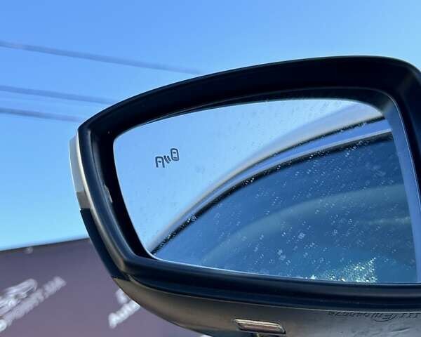 Белый Фольксваген Тигуан, объемом двигателя 2 л и пробегом 120 тыс. км за 24200 $, фото 6 на Automoto.ua