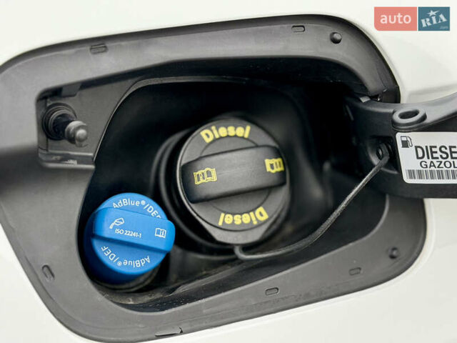 Білий Фольксваген Тігуан, об'ємом двигуна 2 л та пробігом 66 тис. км за 30999 $, фото 38 на Automoto.ua