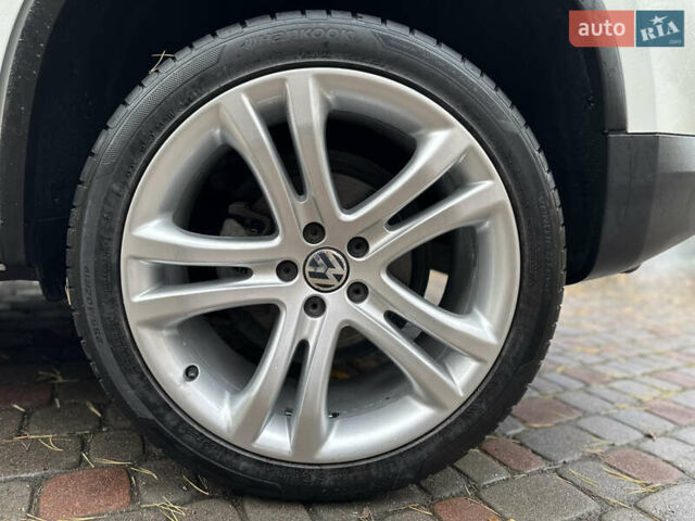 Белый Фольксваген Тигуан, объемом двигателя 1.98 л и пробегом 135 тыс. км за 12899 $, фото 21 на Automoto.ua