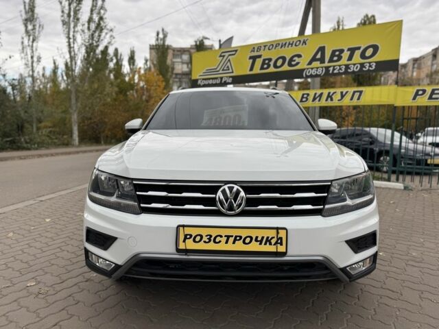 Белый Фольксваген Тигуан, объемом двигателя 2 л и пробегом 117 тыс. км за 17900 $, фото 1 на Automoto.ua