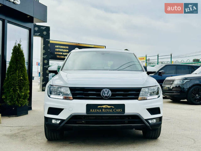 Білий Фольксваген Тігуан, об'ємом двигуна 1.98 л та пробігом 69 тис. км за 23500 $, фото 6 на Automoto.ua