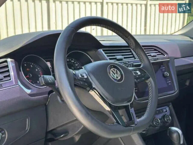 Белый Фольксваген Тигуан, объемом двигателя 1.98 л и пробегом 120 тыс. км за 19999 $, фото 10 на Automoto.ua