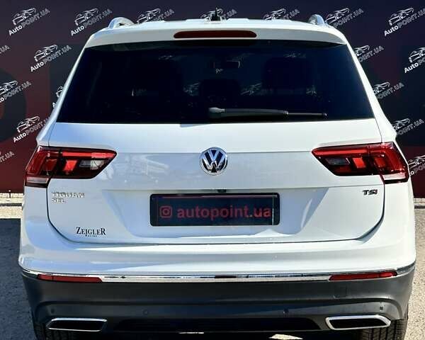 Белый Фольксваген Тигуан, объемом двигателя 2 л и пробегом 120 тыс. км за 24200 $, фото 13 на Automoto.ua