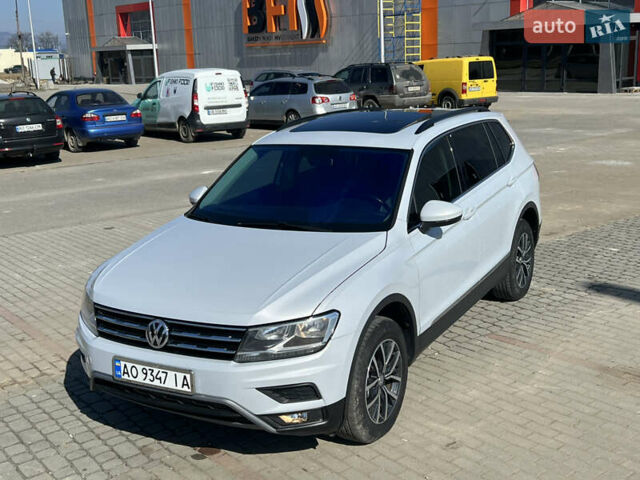 Білий Фольксваген Тігуан, об'ємом двигуна 1.98 л та пробігом 143 тис. км за 21700 $, фото 1 на Automoto.ua