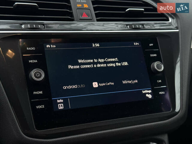 Белый Фольксваген Тигуан, объемом двигателя 1.98 л и пробегом 99 тыс. км за 20999 $, фото 26 на Automoto.ua