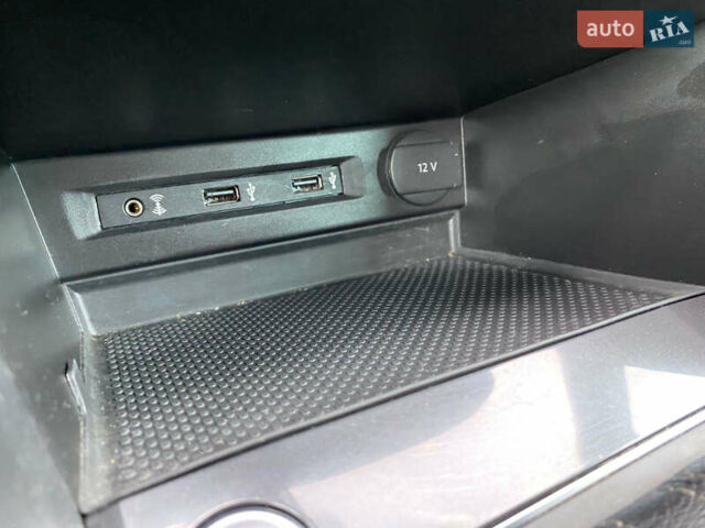 Білий Фольксваген Тігуан, об'ємом двигуна 2 л та пробігом 182 тис. км за 31600 $, фото 42 на Automoto.ua