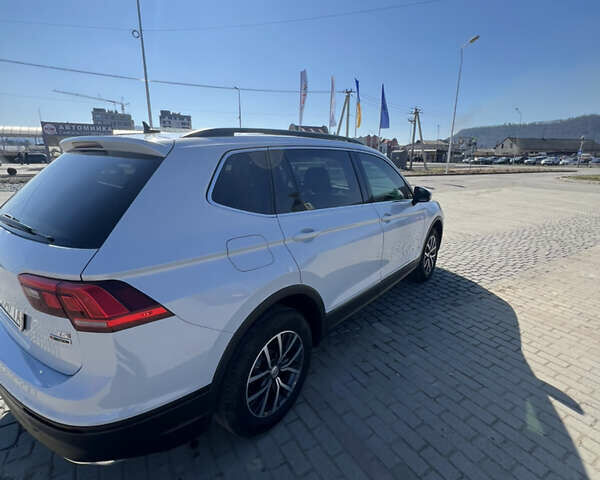 Білий Фольксваген Тігуан, об'ємом двигуна 1.98 л та пробігом 143 тис. км за 21700 $, фото 40 на Automoto.ua