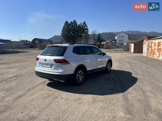 Білий Фольксваген Тігуан, об'ємом двигуна 1.98 л та пробігом 143 тис. км за 21700 $, фото 51 на Automoto.ua
